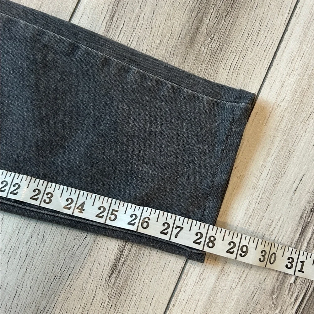 Paige Verdugo Ultra Skinny Silvie Jeans Gray wash size 30